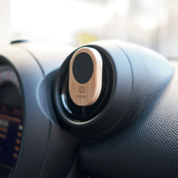 MO6864.jpg Support téléphone en bambou pour voiture personnalisé – Image 1