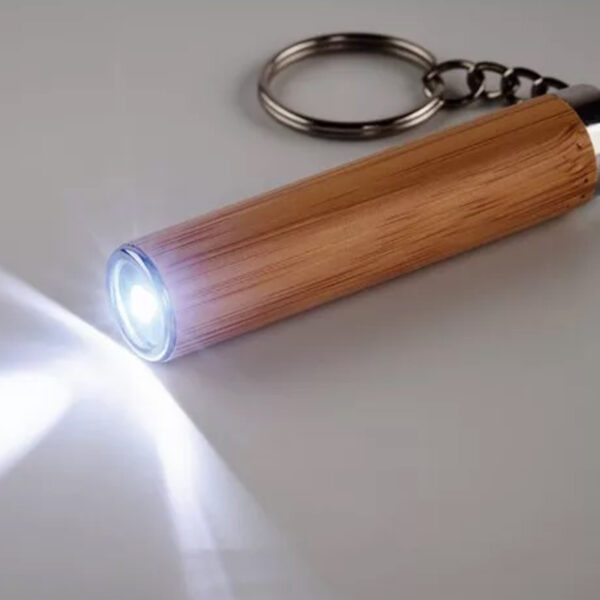 MO6894.jpg Mini torche en bambou personnalisée – Image 1