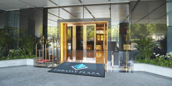 csm_K-Turf_1200x600_004_e02d90cfce.jpg Tapis publicitaires personnalisés – Image 1