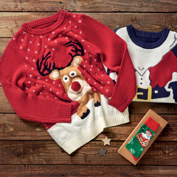 cx1522.jpg Pull de Noël en acrylique personnalisé – Image 1