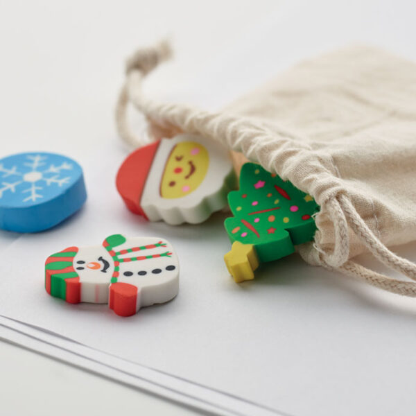 cx1526.jpg Set de 4 gommes de Noël personnalisées – Image 1