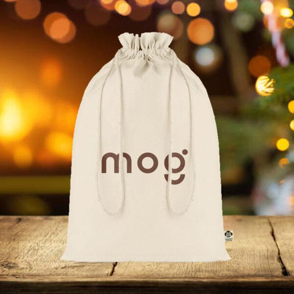 mo6636.jpg Pochon cadeau grand format en coton biologique personnalisé - 30 x 47 cm – Image 1