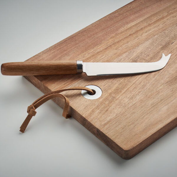 mo6984.jpg Plateau à fromage en bois d’acacia avec couteau personnalisé – Image 1