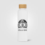 Bouteille en verre borosilicate givré avec couvercle bambou personnalisée - 590 ml – Image 4